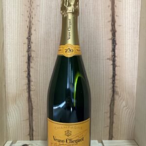 Veuve Clicquot Ponsardin Yellow Label Brut (750ml) [WS92]
